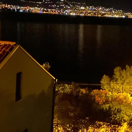 Ivana Apartman *