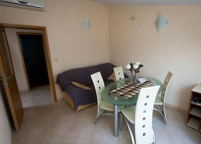 Ivana Appartement *